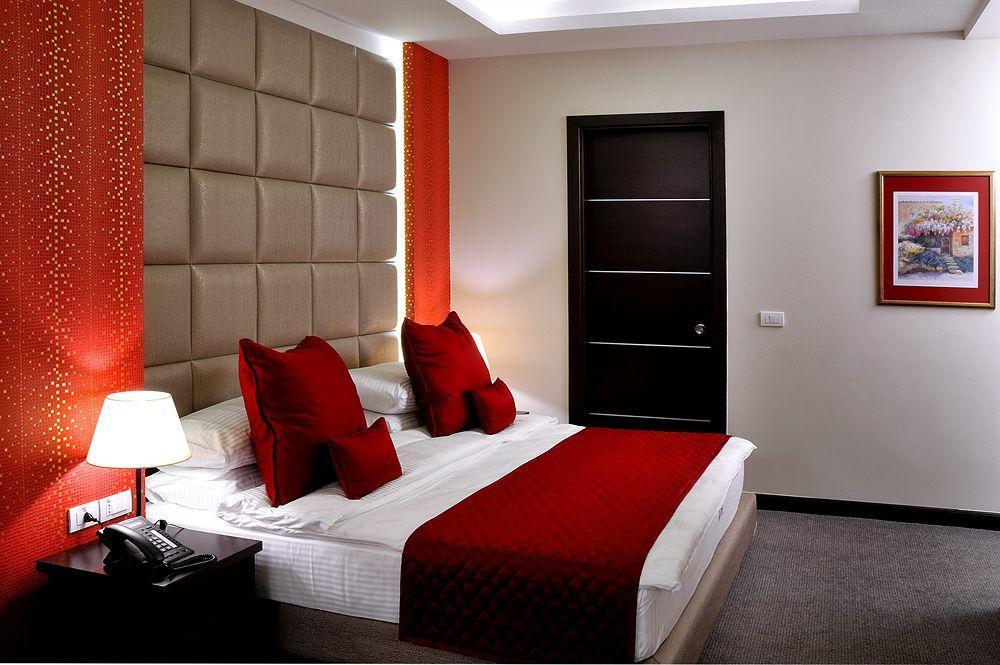 Boutique Hotel Jal el Dib Екстериор снимка