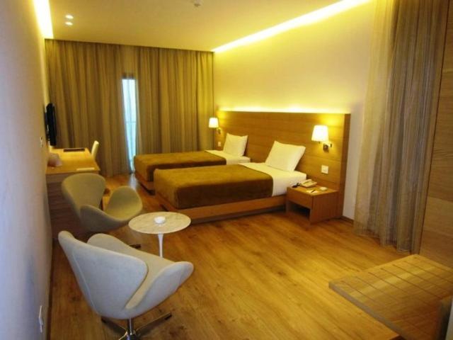 Boutique Hotel Jal el Dib Екстериор снимка